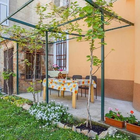 Apartman Ivano Pula Ngoại thất bức ảnh